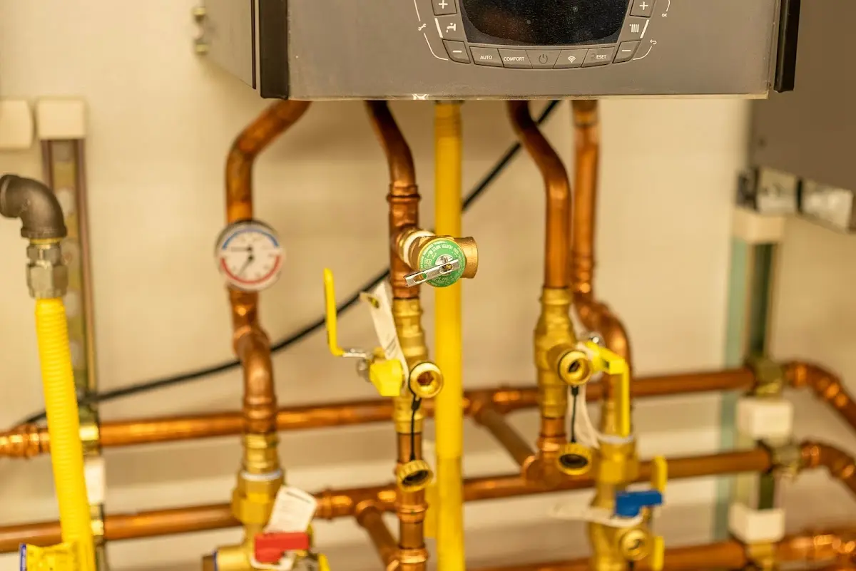 Licensed technician providing Emergency Plumbing for a homeowner in Yulee